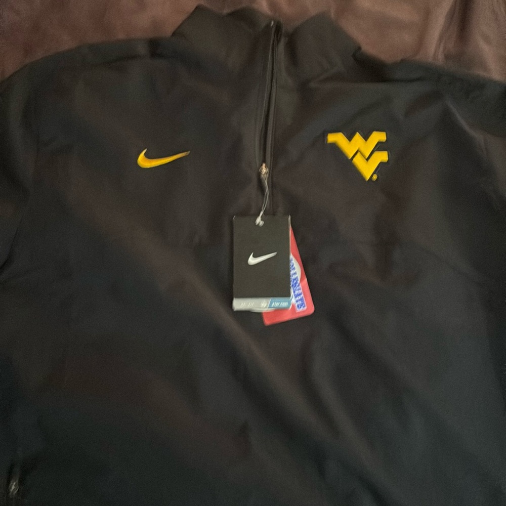 West Virginia short sleeve 1/2 zip NWT